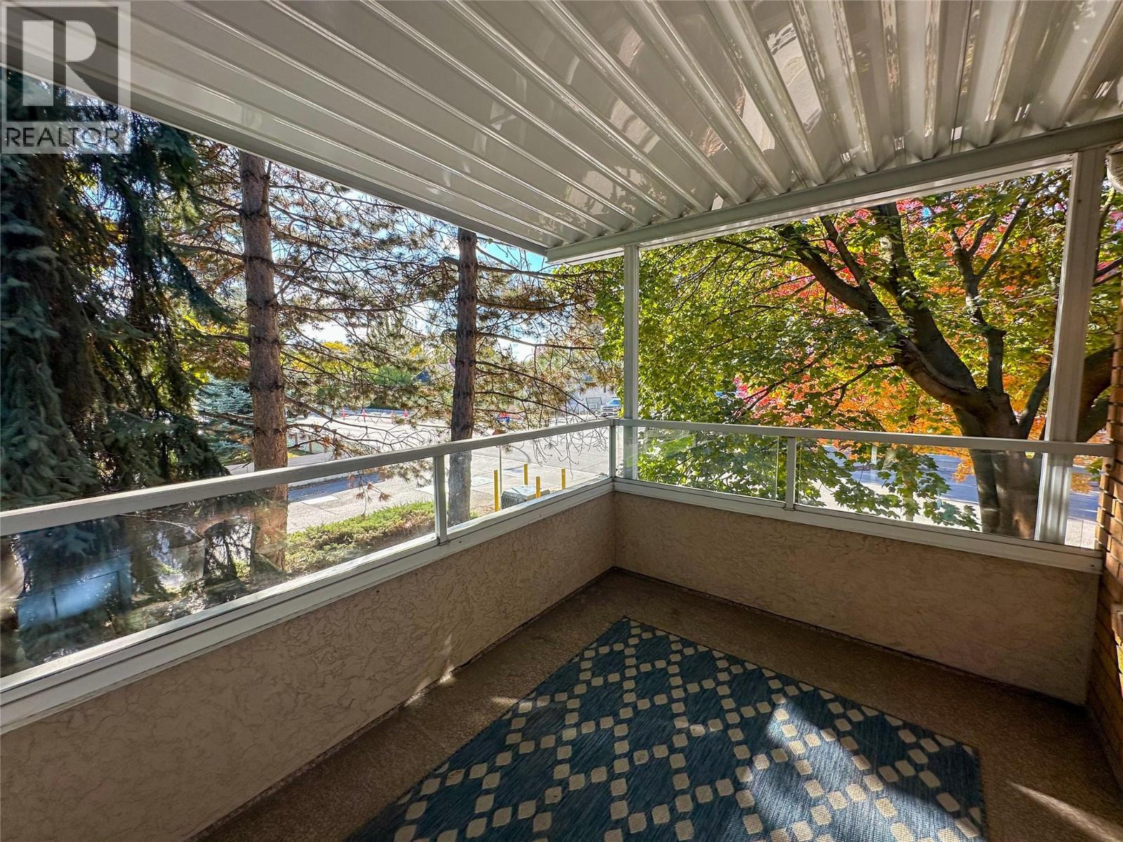 933 Harvey Avenue Unit# 106 Kelowna Photo 3