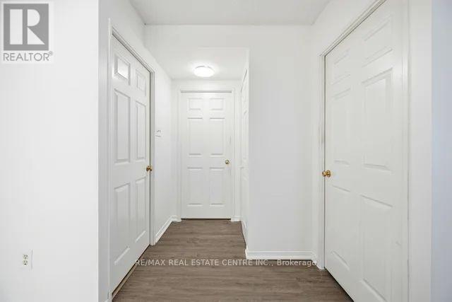 816 - 250 Webb Drive, Mississauga, Ontario L5B 3Z4 - Photo 18 - W12628446