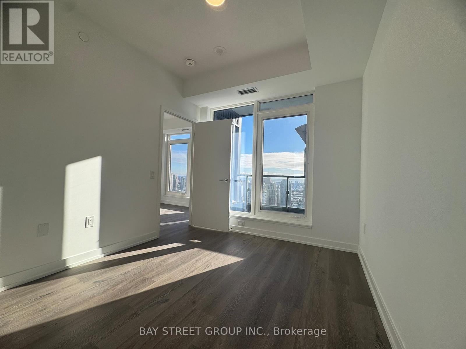 3405 - 395 Square One Drive, Mississauga, Ontario  L5B 0P6 - Photo 11 - W12615916