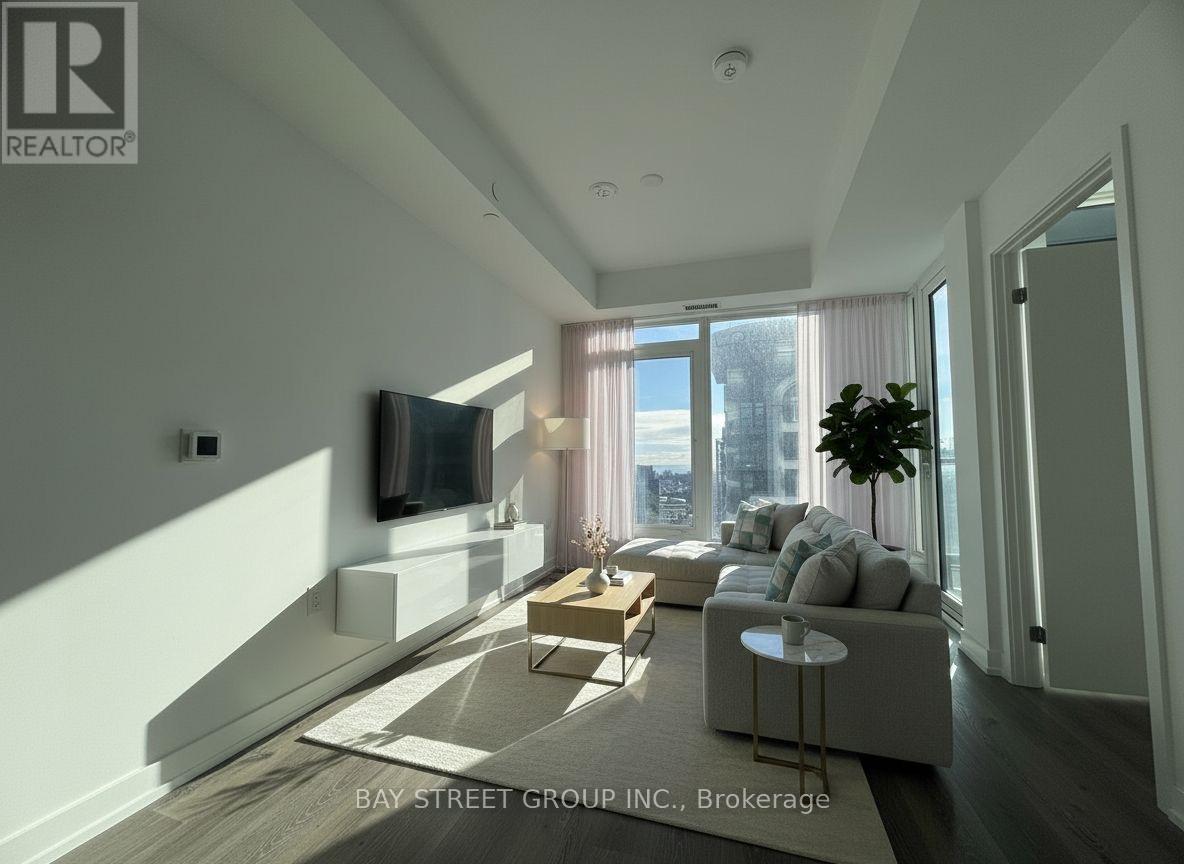 3405 - 395 Square One Drive, Mississauga, Ontario  L5B 0P6 - Photo 8 - W12615916