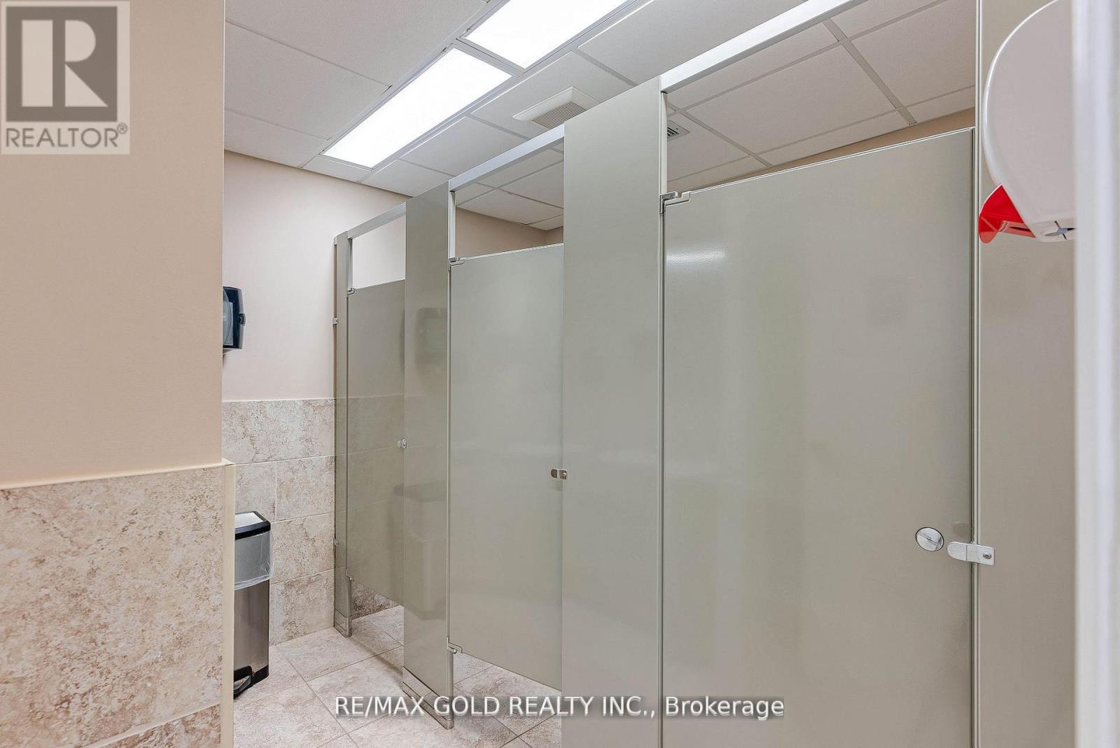 2109 Oxford Street E, London East, Ontario  N5V 2Z9 - Photo 13 - X12630094