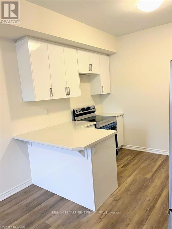 45 - 305 Garner Road W, Hamilton, Ontario  L9G 3E6 - Photo 10 - X12630132