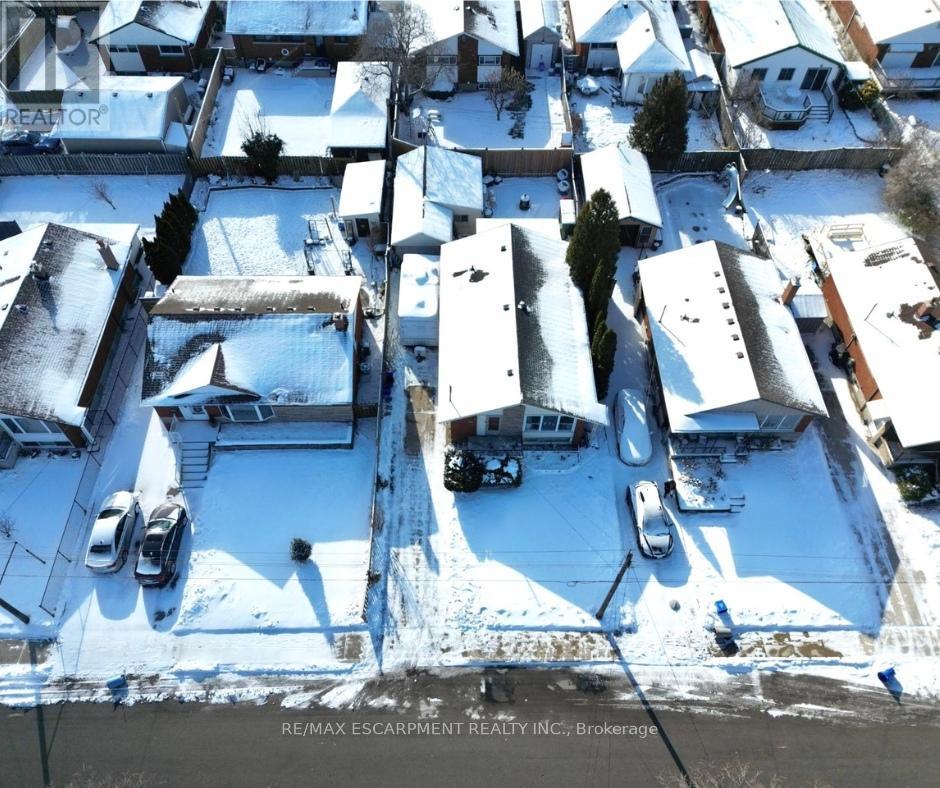 22 Gildea Street, Hamilton, Ontario  L8V 2G7 - Photo 21 - X12630180