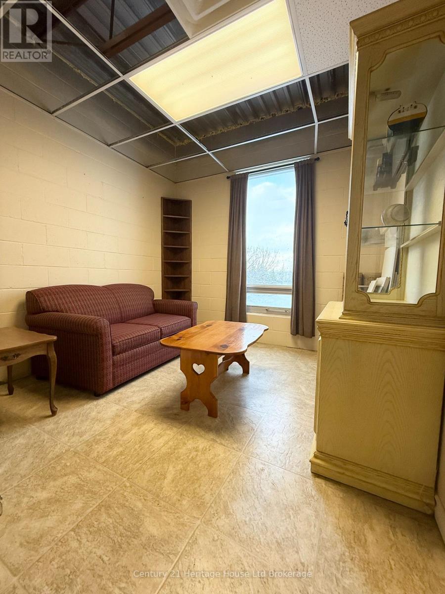 5 - 1033 Pattullo Avenue, Woodstock (Woodstock - South), Ontario  N4V 1C8 - Photo 11 - X12630194