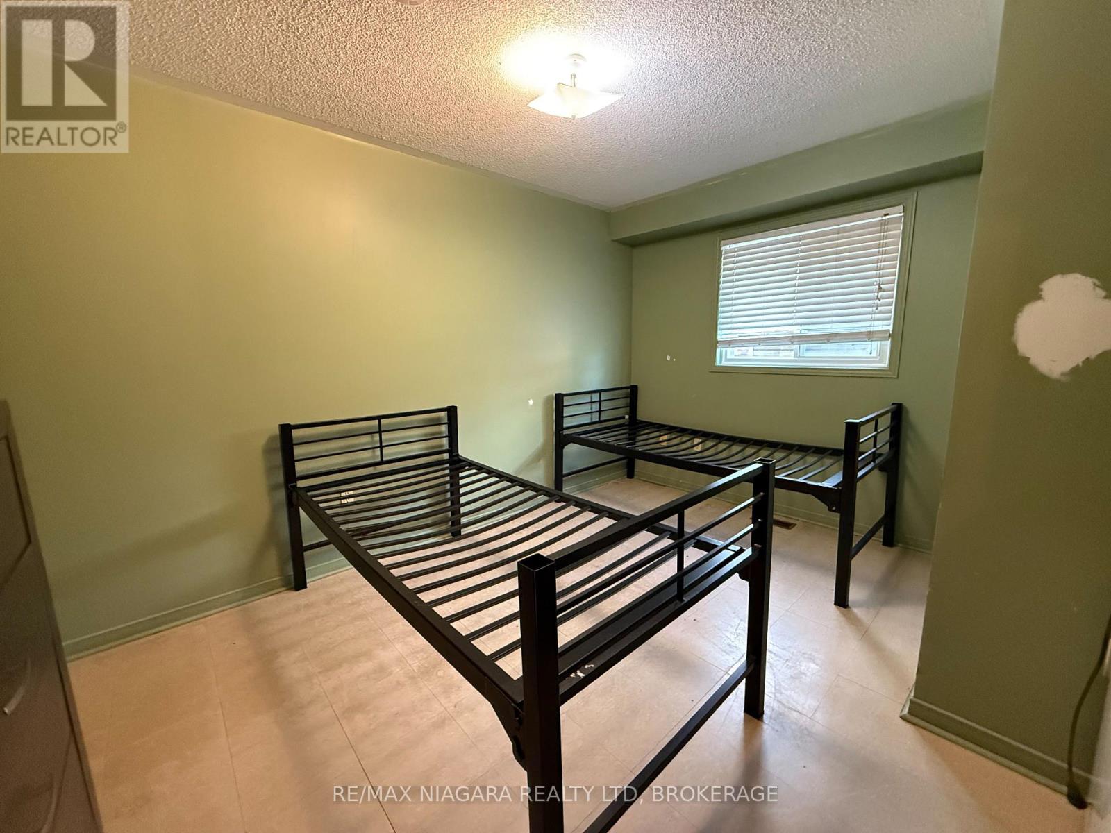 5519 Ontario Avenue, Niagara Falls, Ontario  L2E 3S4 - Photo 13 - X12630318