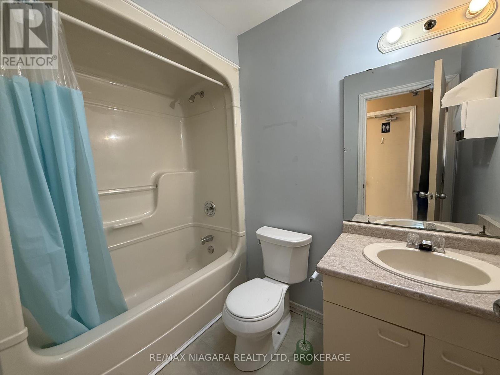 5519 Ontario Avenue, Niagara Falls, Ontario  L2E 3S4 - Photo 15 - X12630318