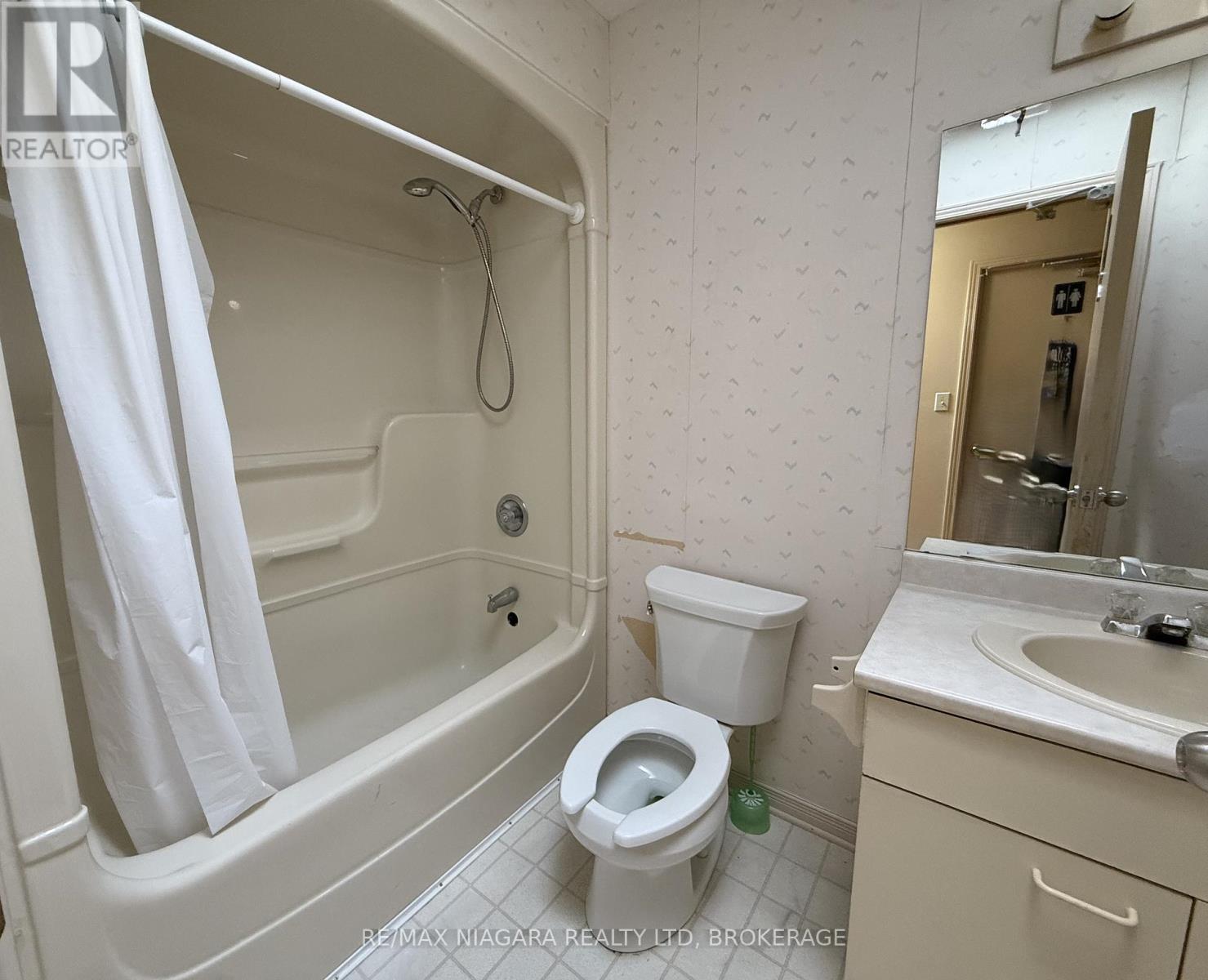 5519 Ontario Avenue, Niagara Falls, Ontario  L2E 3S4 - Photo 34 - X12630318