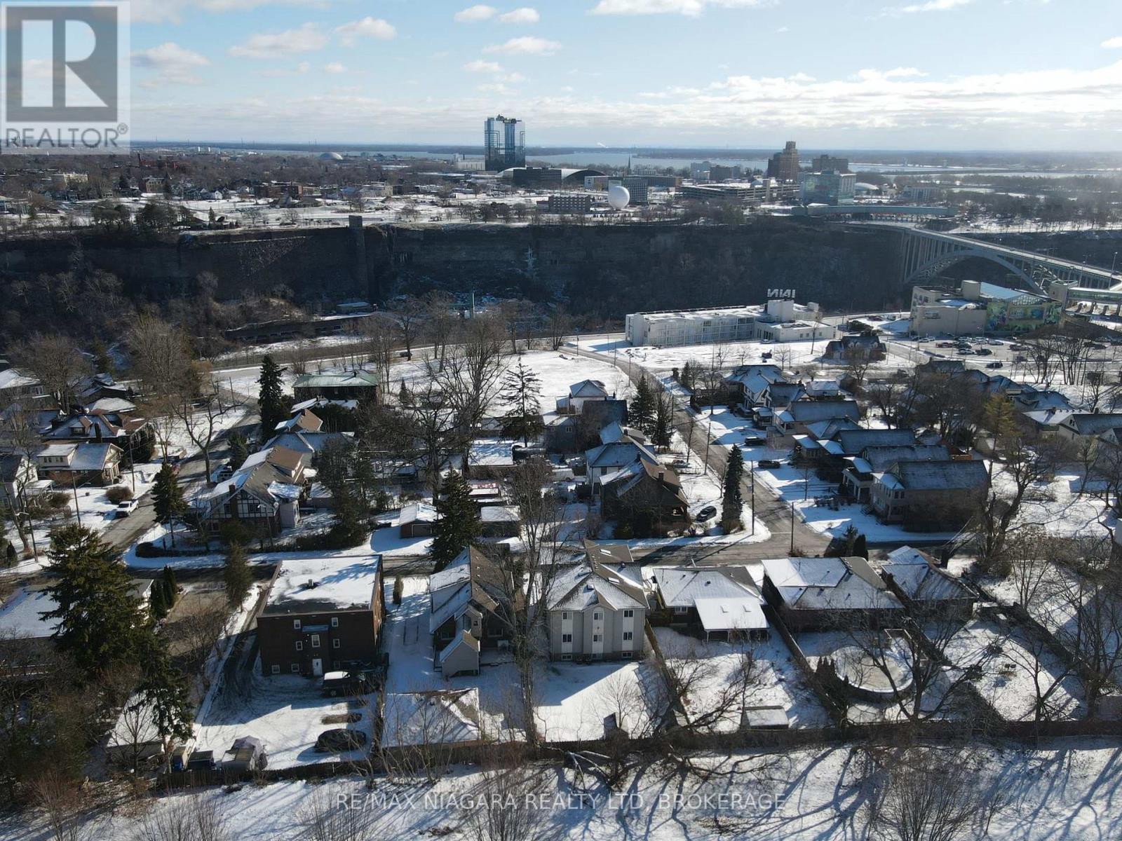 5519 Ontario Avenue, Niagara Falls, Ontario  L2E 3S4 - Photo 48 - X12630318