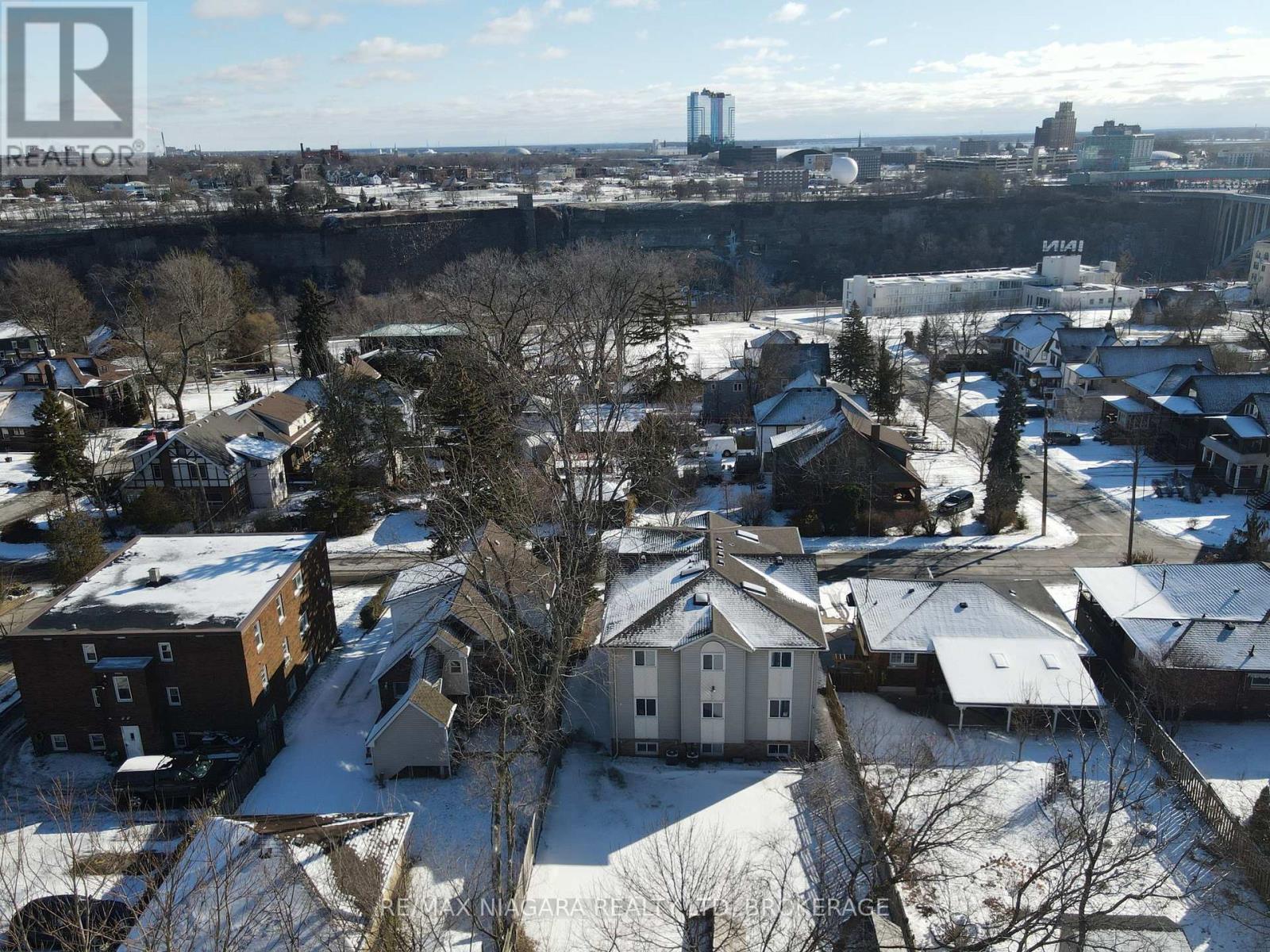 5519 Ontario Avenue, Niagara Falls, Ontario  L2E 3S4 - Photo 50 - X12630318