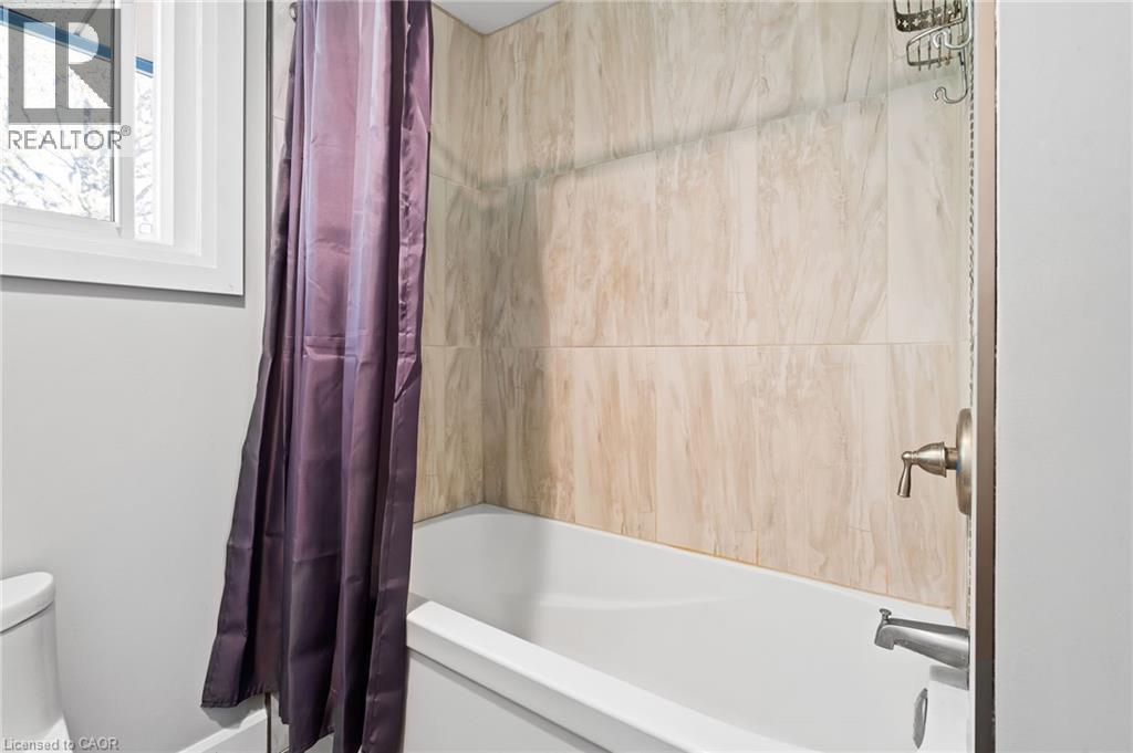 8117 Lynhurst Drive, Niagara Falls, Ontario  L2H 2A3 - Photo 19 - 40760428