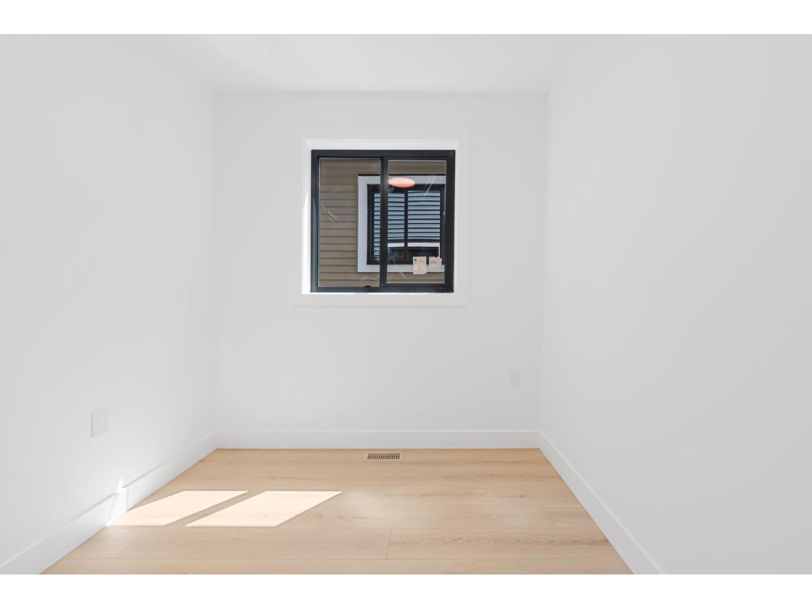 7637 197 Street, Langley, British Columbia  V2Y 3T4 - Photo 21 - R3073528