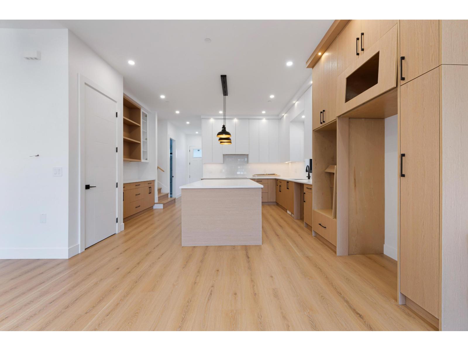 7637 197 Street, Langley, British Columbia  V2Y 3T4 - Photo 10 - R3073528