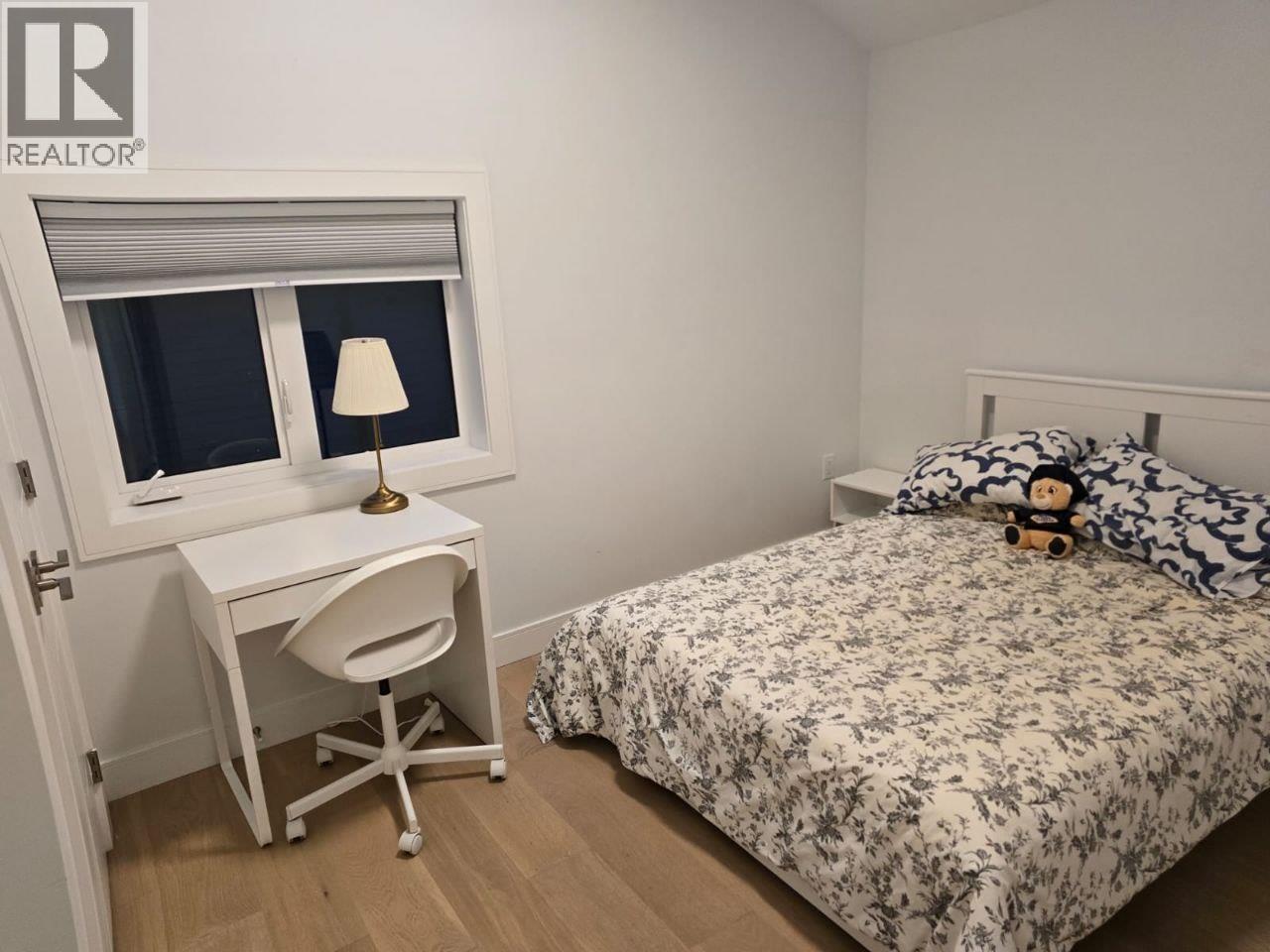 2881 E Georgia Street, Vancouver, British Columbia  V5K 2K3 - Photo 2 - R3073155