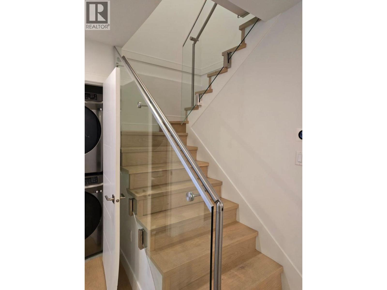 2881 E Georgia Street, Vancouver, British Columbia  V5K 2K3 - Photo 19 - R3073155