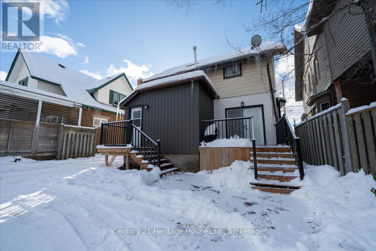 B - 180 WEBER STREET E, Kitchener, Ontario