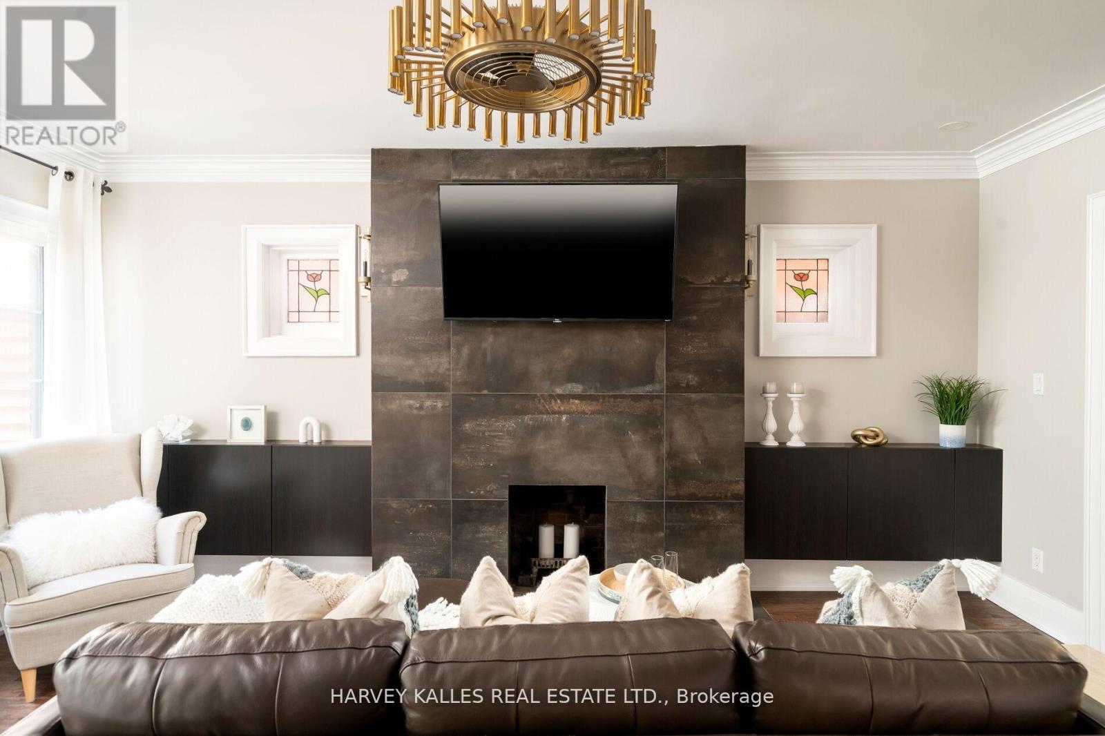 39 Standish Avenue, Toronto, Ontario  M4W 3B2 - Photo 8 - C12468701