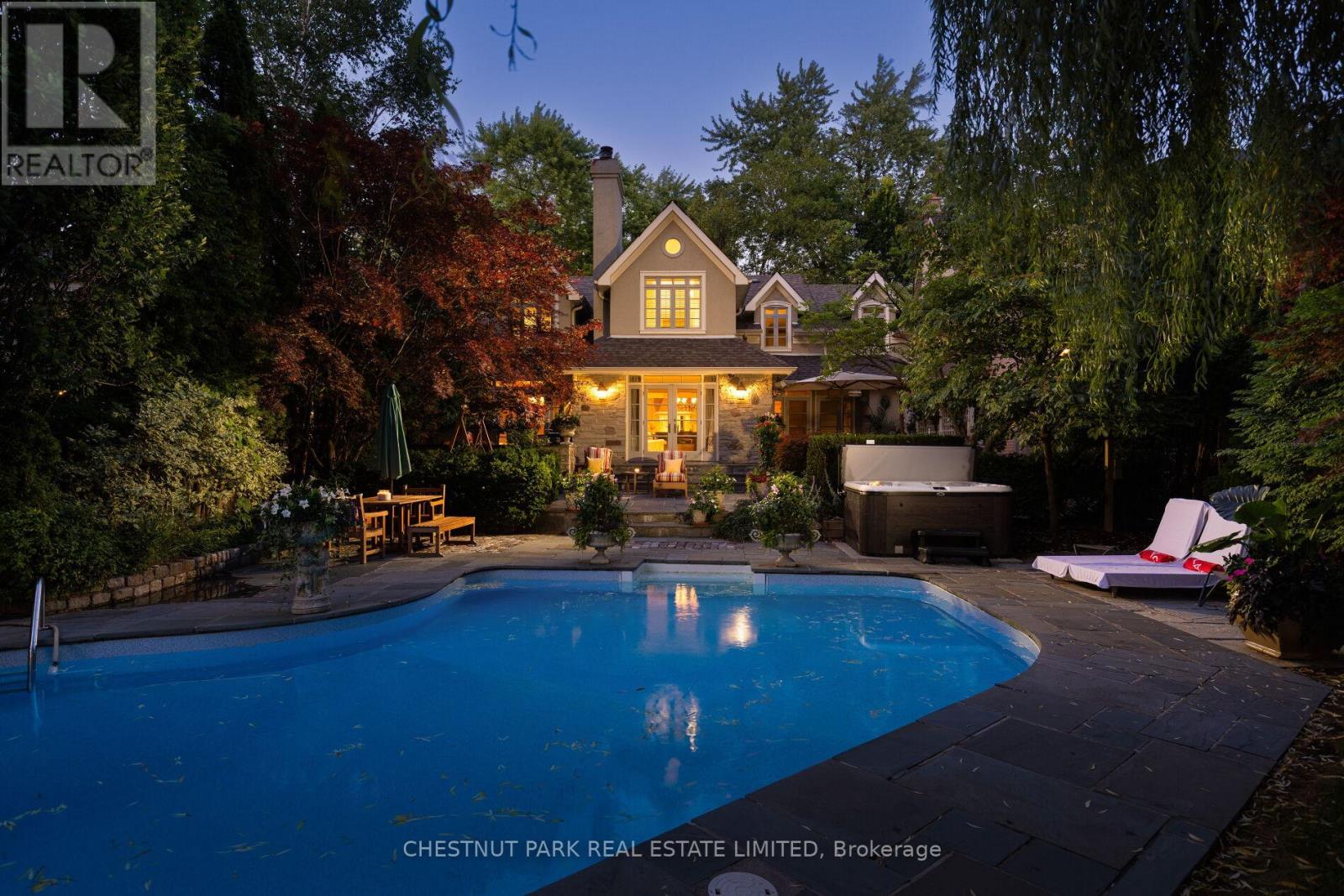 69 Otter Crescent, Toronto, Ontario  M5N 2W7 - Photo 33 - C12615266