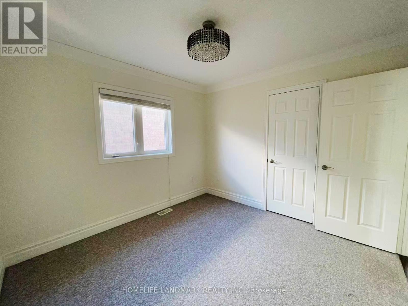 1268 Jezero Crescent, Oakville, Ontario  L6H 0B5 - Photo 13 - W12614676