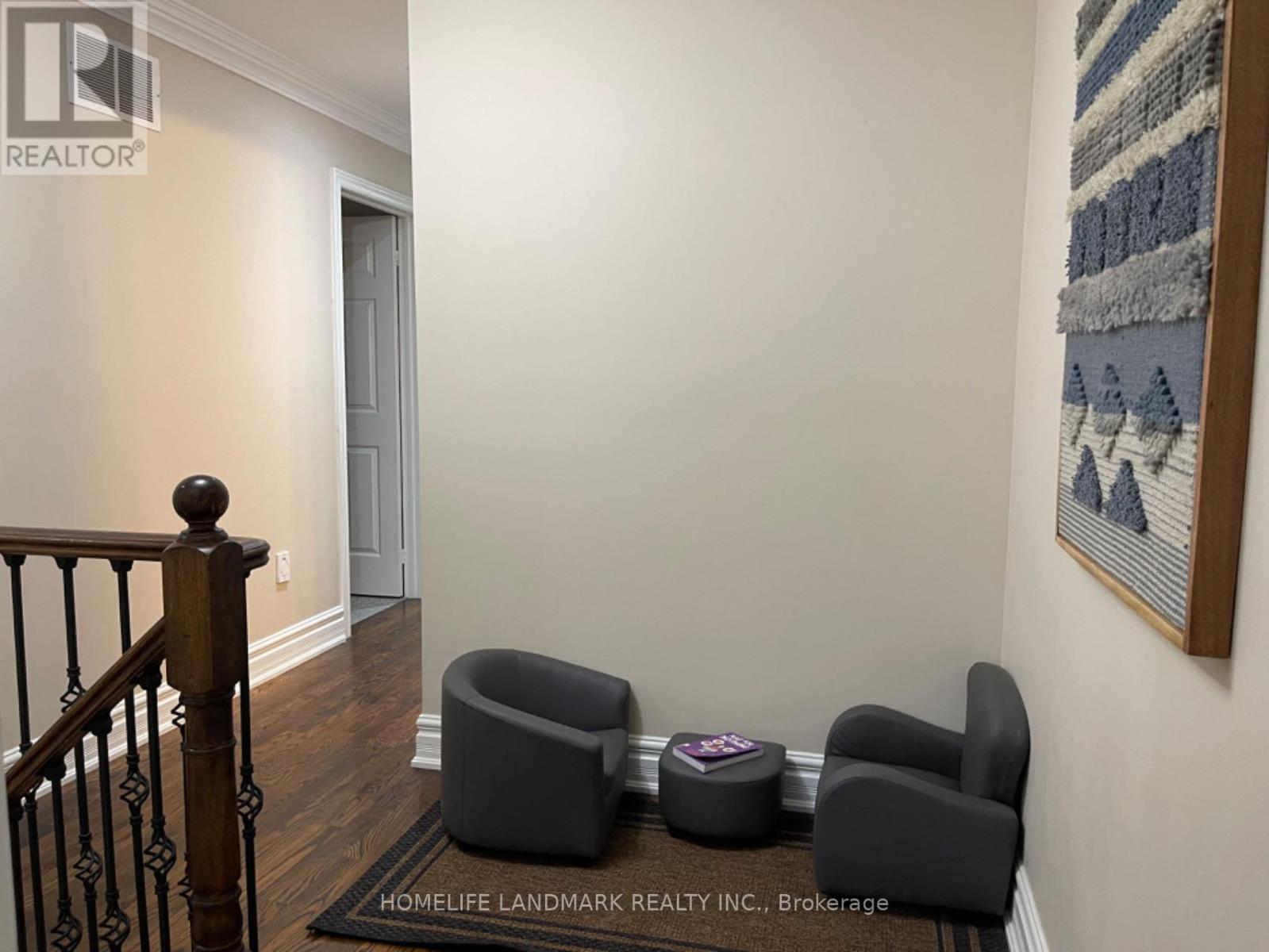 1268 Jezero Crescent, Oakville, Ontario  L6H 0B5 - Photo 11 - W12614676