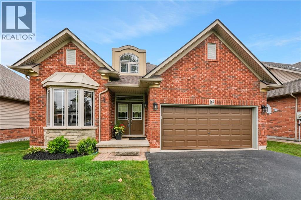 169 Central Avenue, Grimsby, Ontario  L3M 5T4 - Photo 1 - 40793308