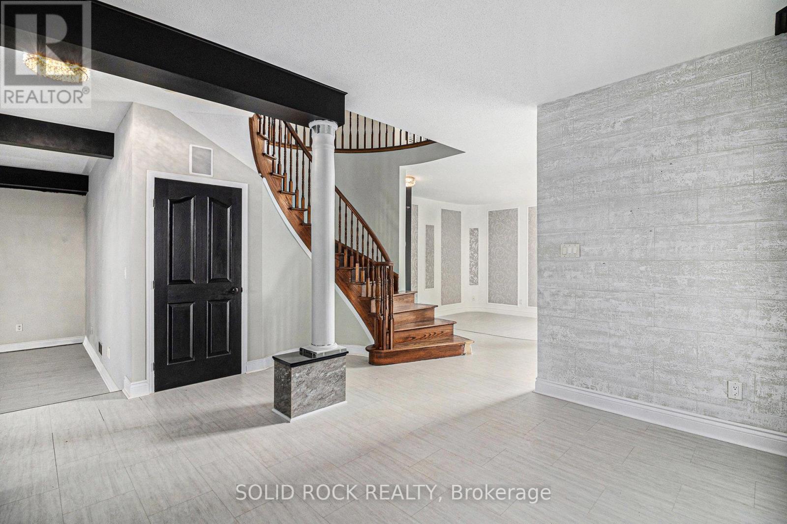 2121 Valin Street, Ottawa, Ontario K4A 4T5 - Photo 8 - X12629854