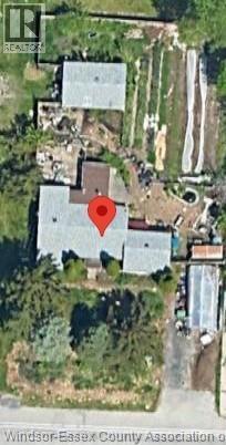 1818 Spring Garden, Windsor, Ontario N9E 3P6 - Photo 2 - 25031625