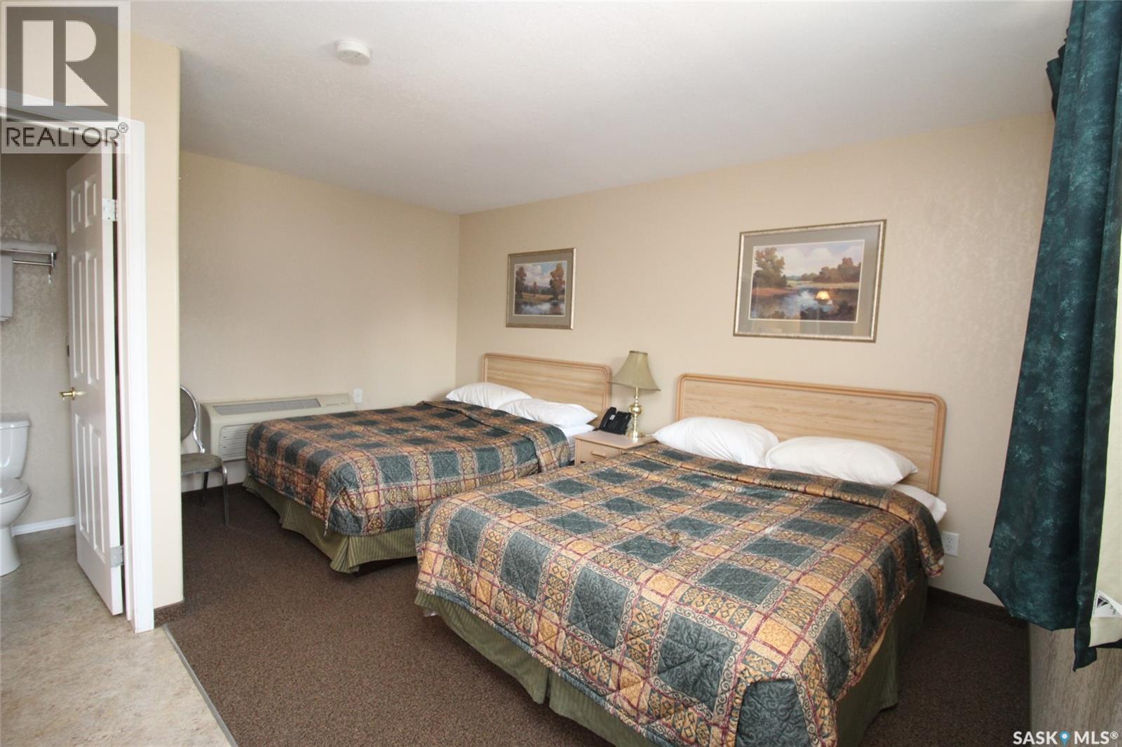 90 3rd Avenue W, Shaunavon, Saskatchewan  S0N 2M0 - Photo 22 - SK025576