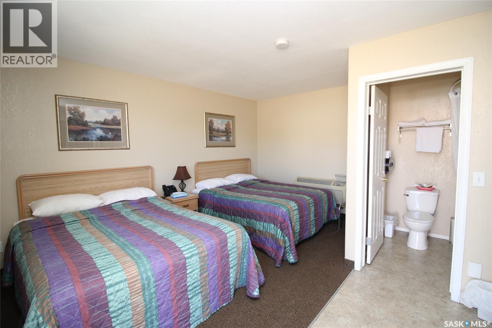 90 3rd Avenue W, Shaunavon, Saskatchewan  S0N 2M0 - Photo 23 - SK025576