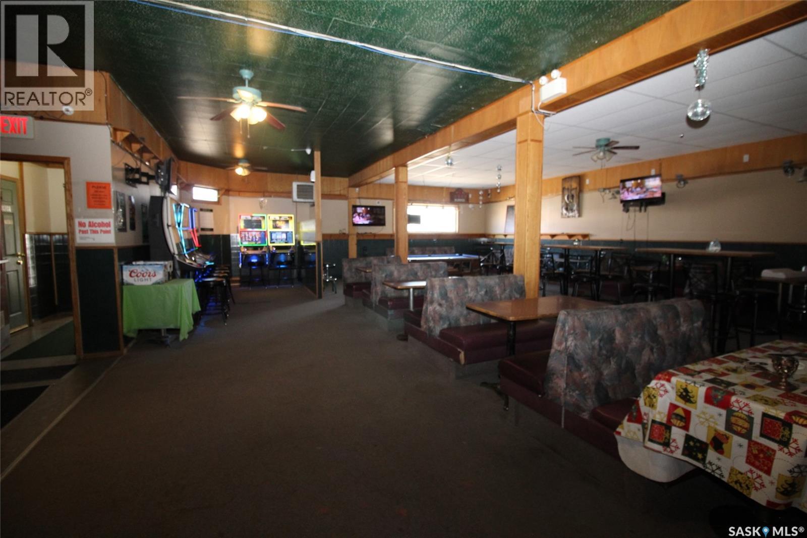 90 3rd Avenue W, Shaunavon, Saskatchewan  S0N 2M0 - Photo 3 - SK025576