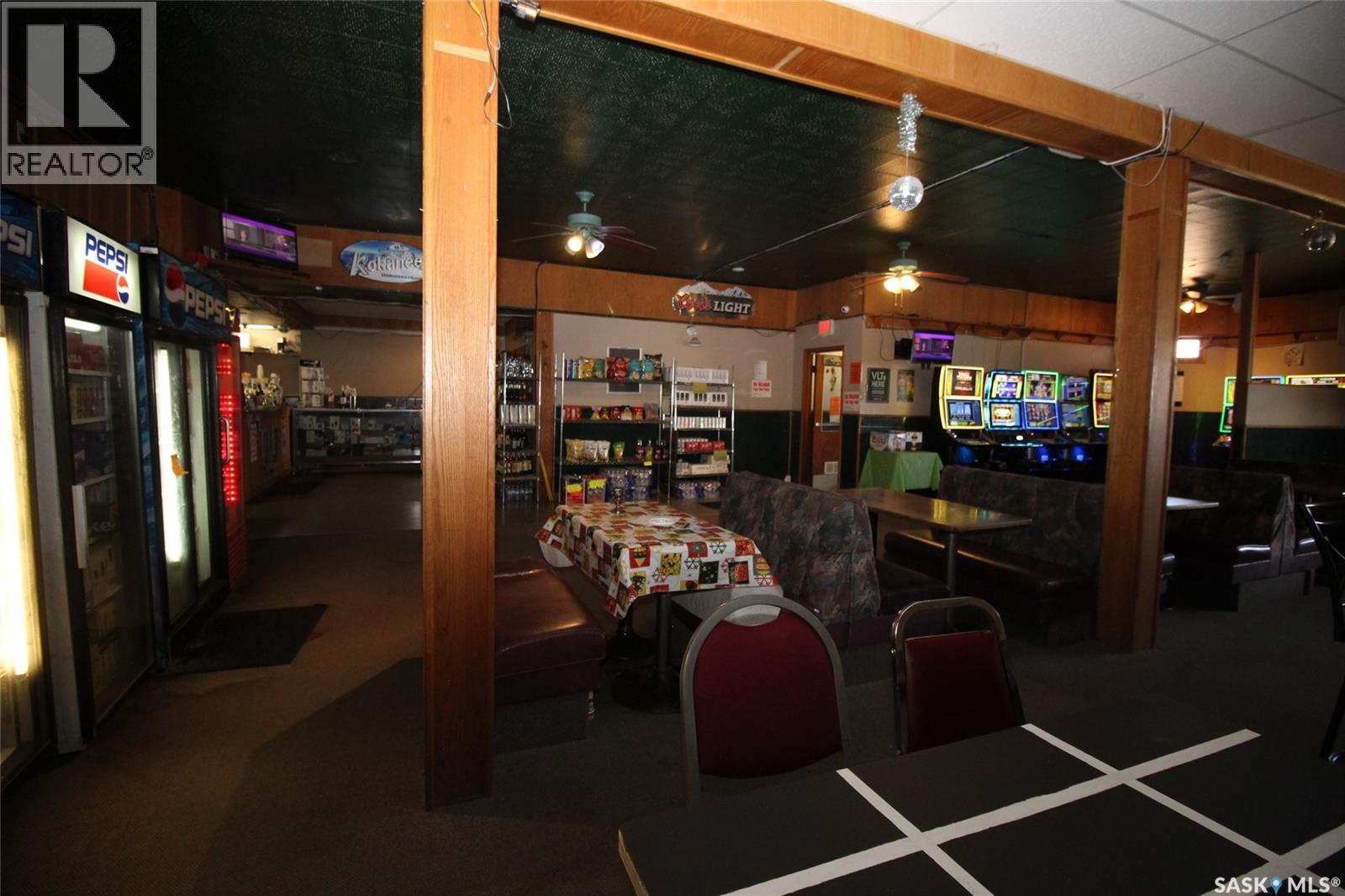 90 3rd Avenue W, Shaunavon, Saskatchewan  S0N 2M0 - Photo 4 - SK025576