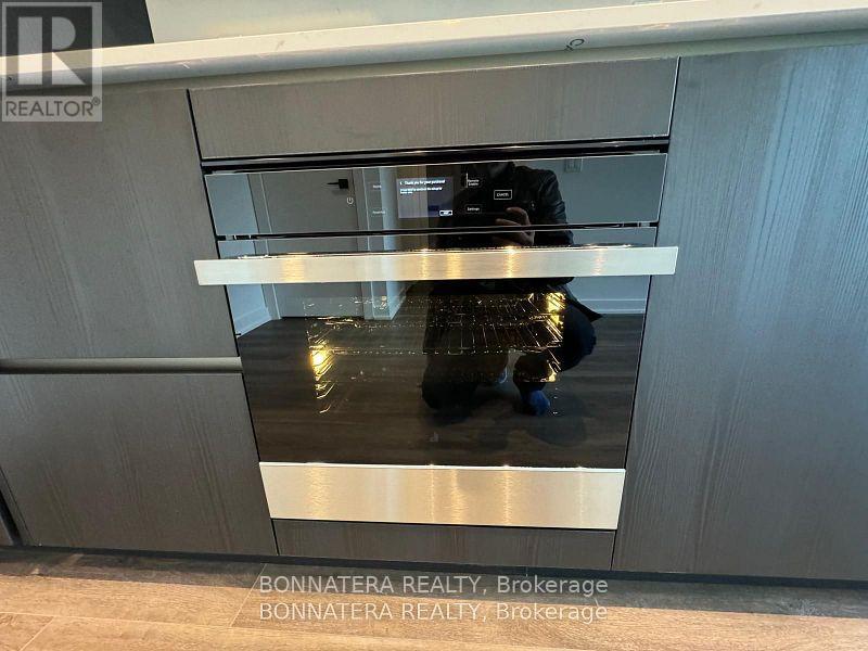 1308 - 327 King Street W, Toronto (Waterfront Communities), Ontario  M5V 0W7 - Photo 12 - C12630198