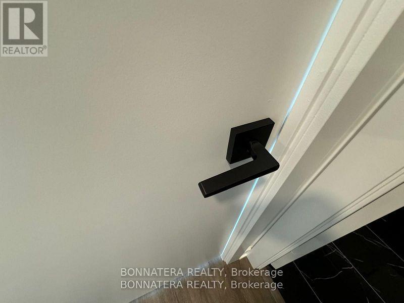 1308 - 327 King Street W, Toronto (Waterfront Communities), Ontario  M5V 0W7 - Photo 14 - C12630198