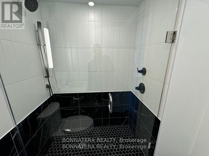 1308 - 327 King Street W, Toronto (Waterfront Communities), Ontario  M5V 0W7 - Photo 16 - C12630198