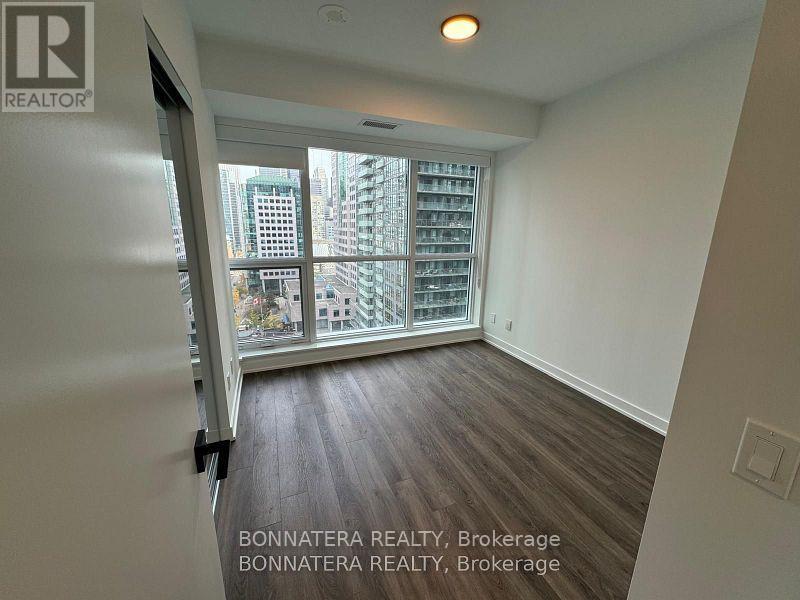 1308 - 327 King Street W, Toronto (Waterfront Communities), Ontario  M5V 0W7 - Photo 18 - C12630198