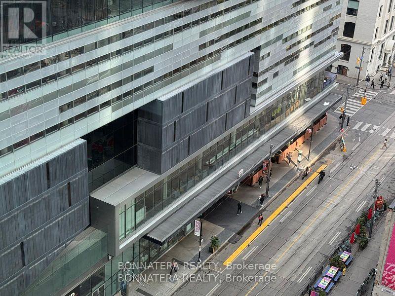 1308 - 327 King Street W, Toronto (Waterfront Communities), Ontario  M5V 0W7 - Photo 25 - C12630198