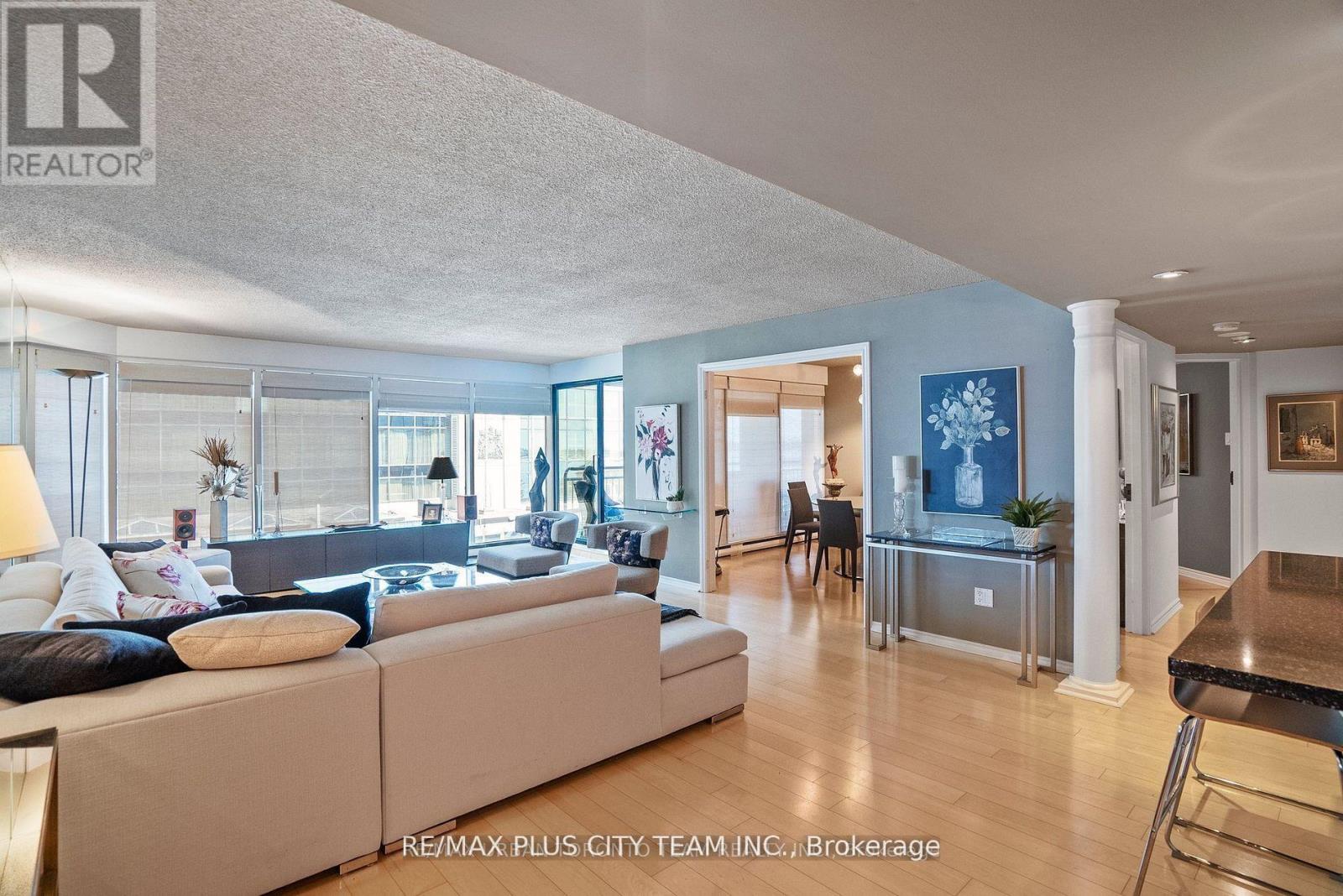 707 - 251 Queens Quay W, Toronto (Waterfront Communities), Ontario  M5J 2R9 - Photo 8 - C12630242