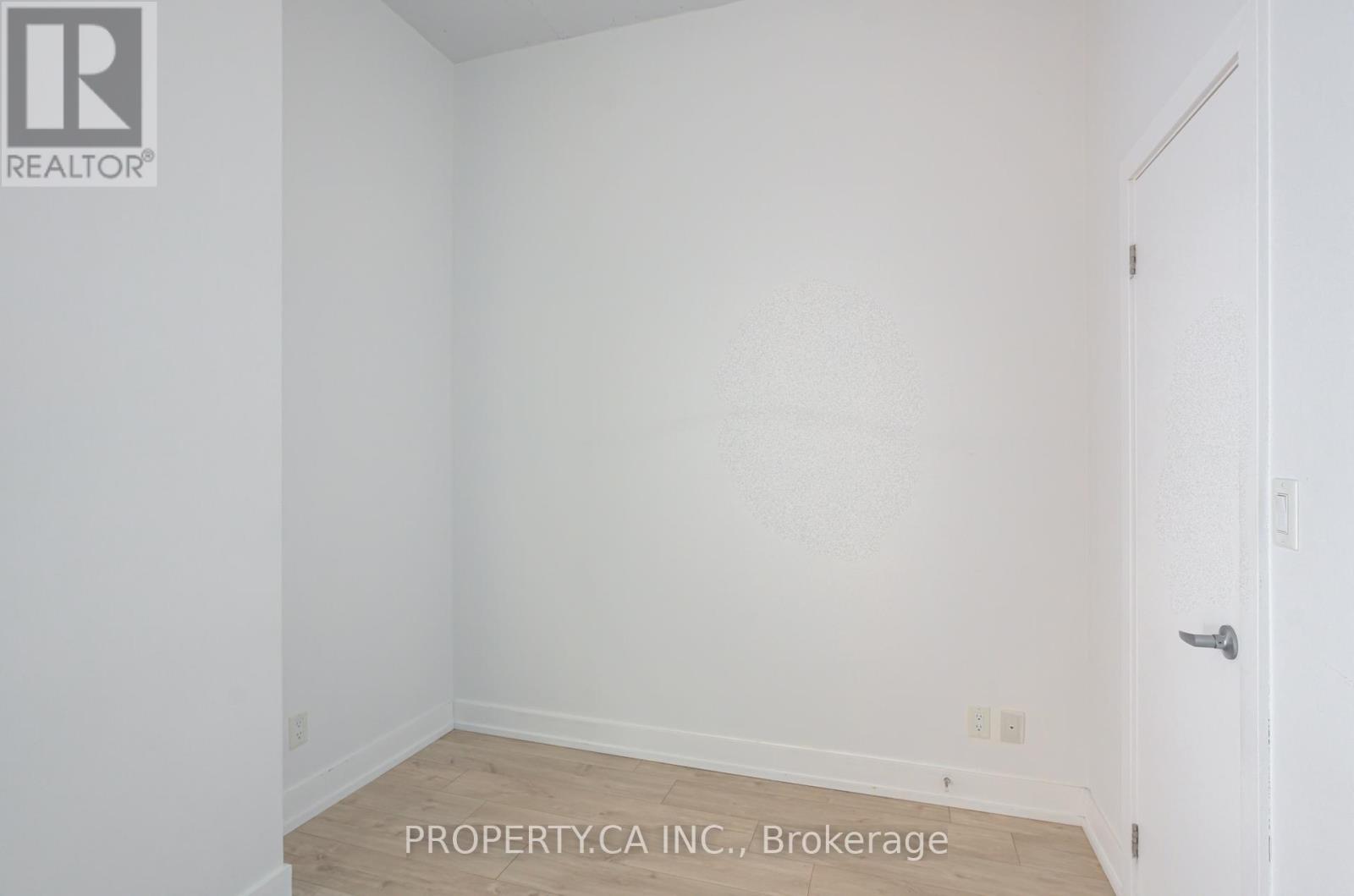 1204 - 75 The Donway Way W, Toronto, Ontario  M3C 2E9 - Photo 12 - C12630252