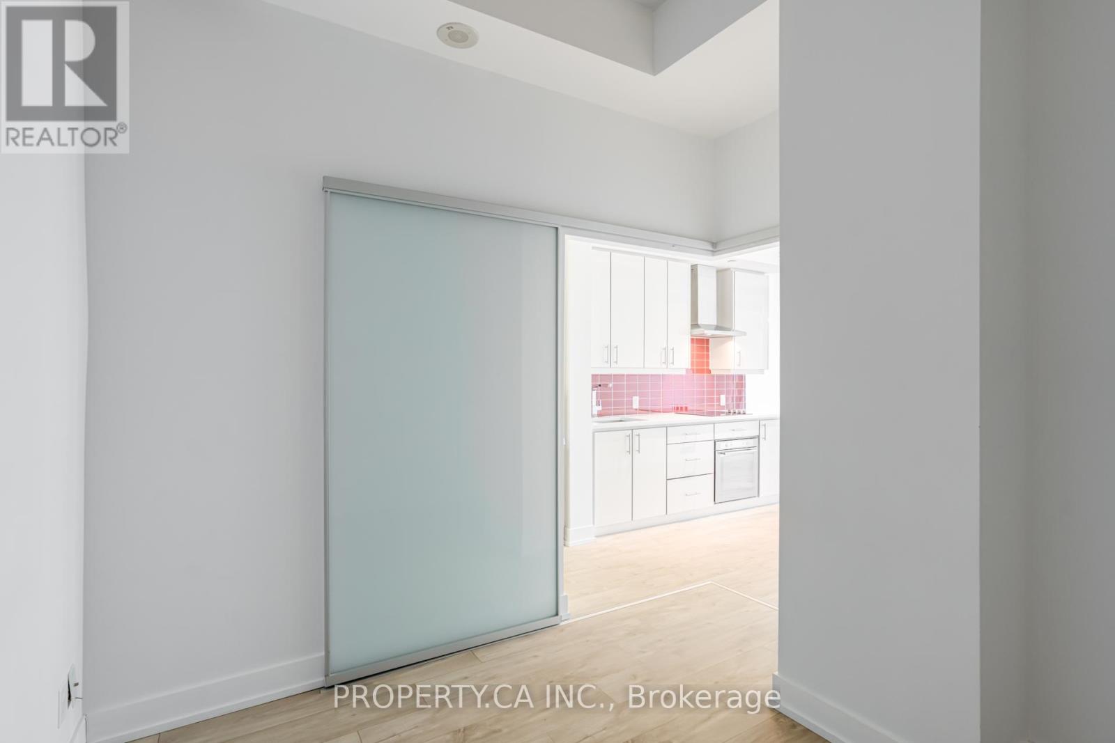 1204 - 75 The Donway Way W, Toronto, Ontario  M3C 2E9 - Photo 14 - C12630252