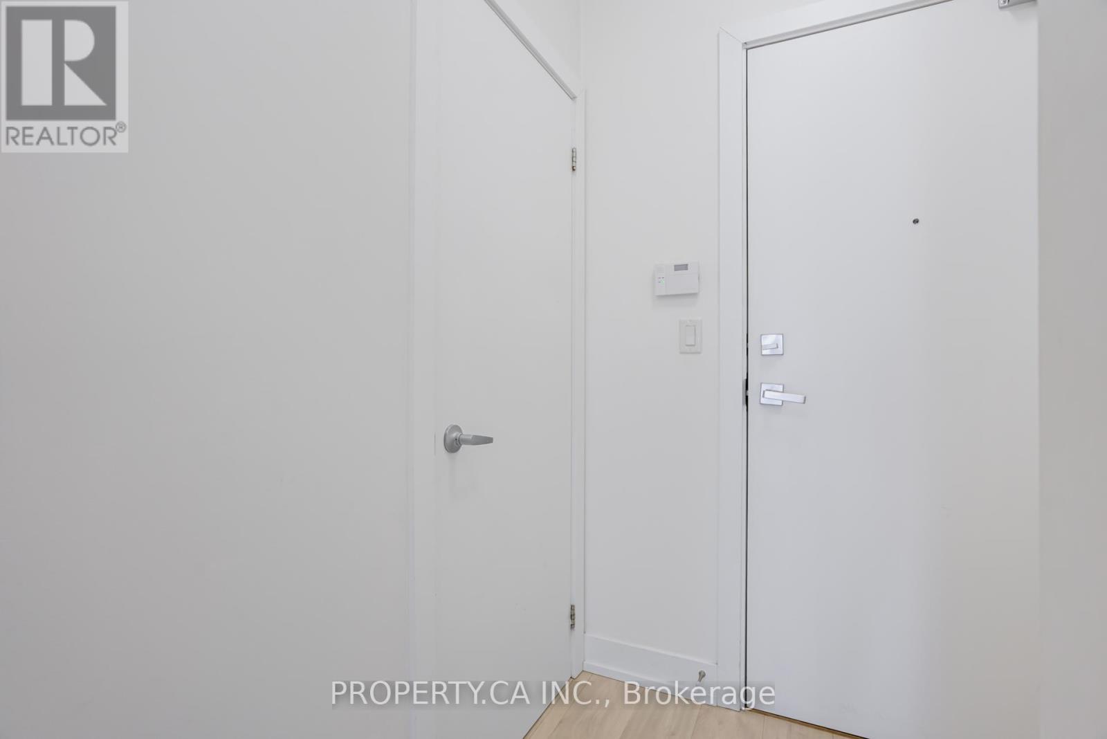 1204 - 75 The Donway Way W, Toronto, Ontario  M3C 2E9 - Photo 20 - C12630252