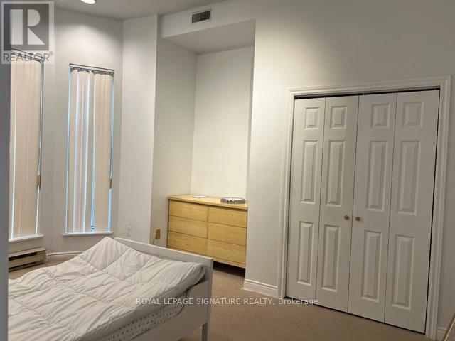 B - 208 Carlton Street, Toronto (Cabbagetown-South St. James Town), Ontario  M5A 2L1 - Photo 11 - C12630272