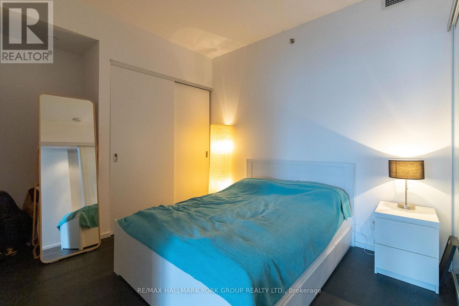 904 - 5 St. Joseph Street, Toronto, Ontario  M4Y 0B6 - Photo 8 - C12630284