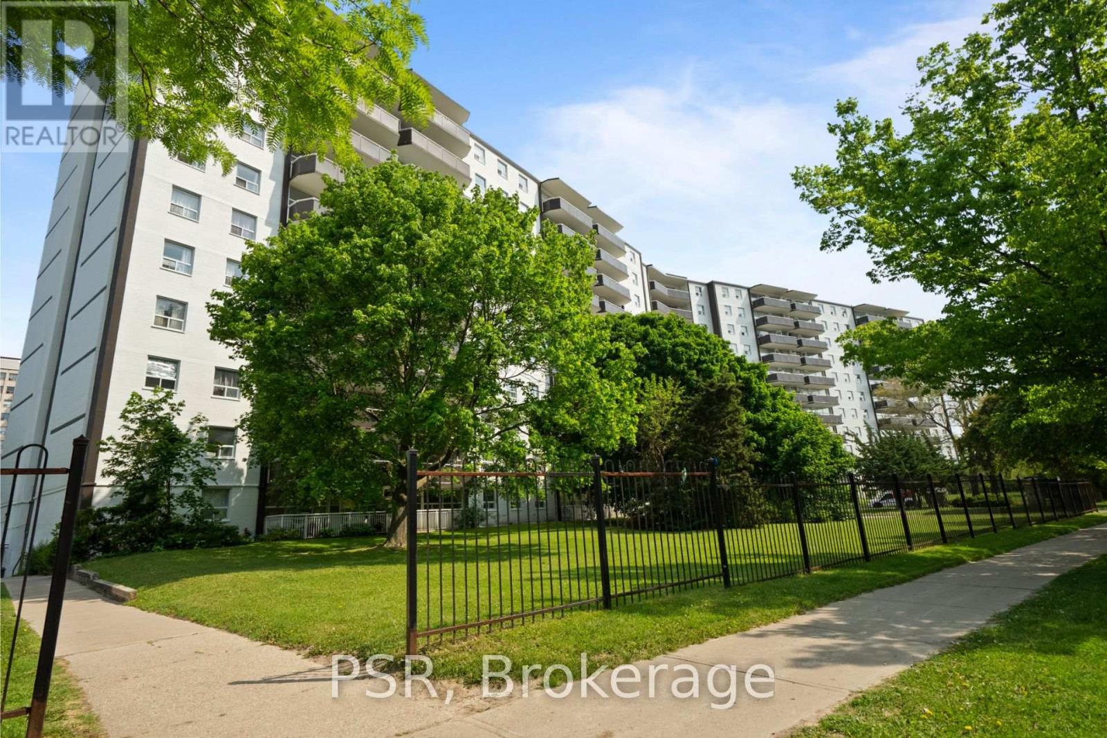 914 - 100 Rowena Drive, Toronto (Parkwoods-Donalda), Ontario  M3A 1P9 - Photo 18 - C12630324