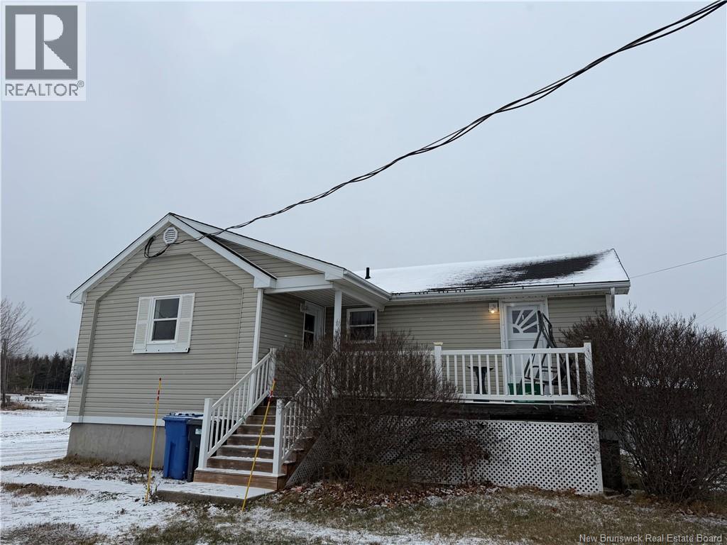 246 Rue Acadie, Beresford, New Brunswick  E8K 2E7 - Photo 1 - NB131235