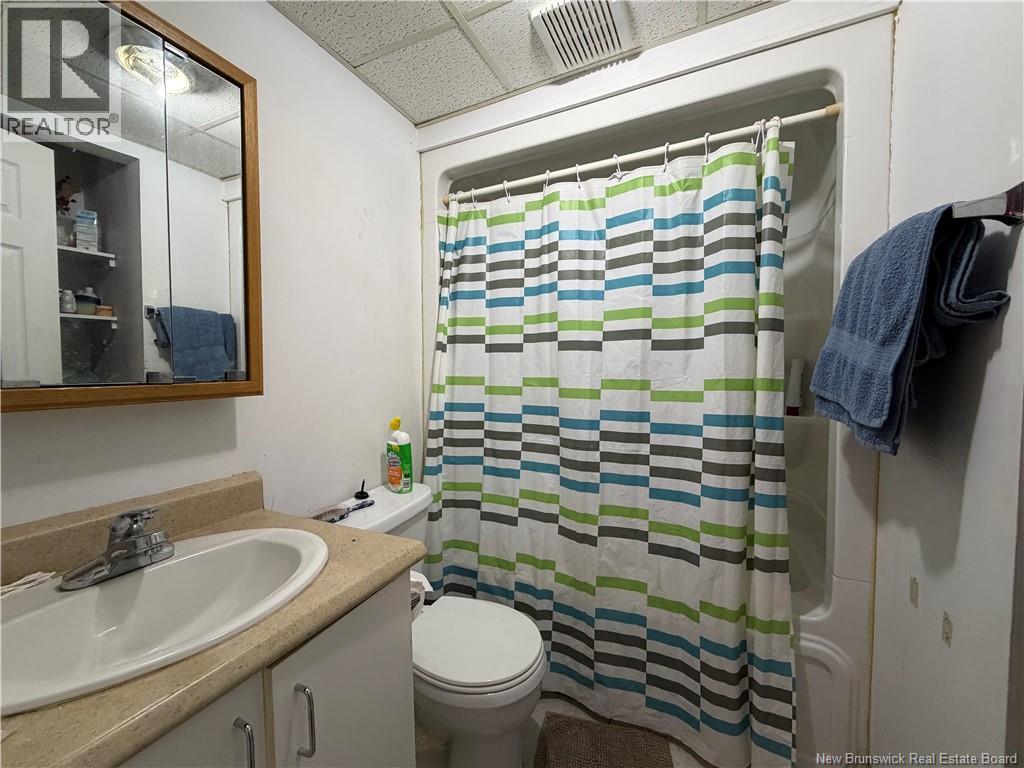 246 Rue Acadie, Beresford, New Brunswick  E8K 2E7 - Photo 15 - NB131235