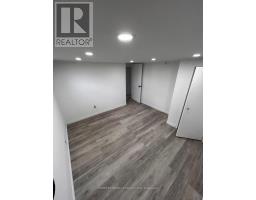 13 HOLLINGWORTH DRIVE, Toronto, Ontario