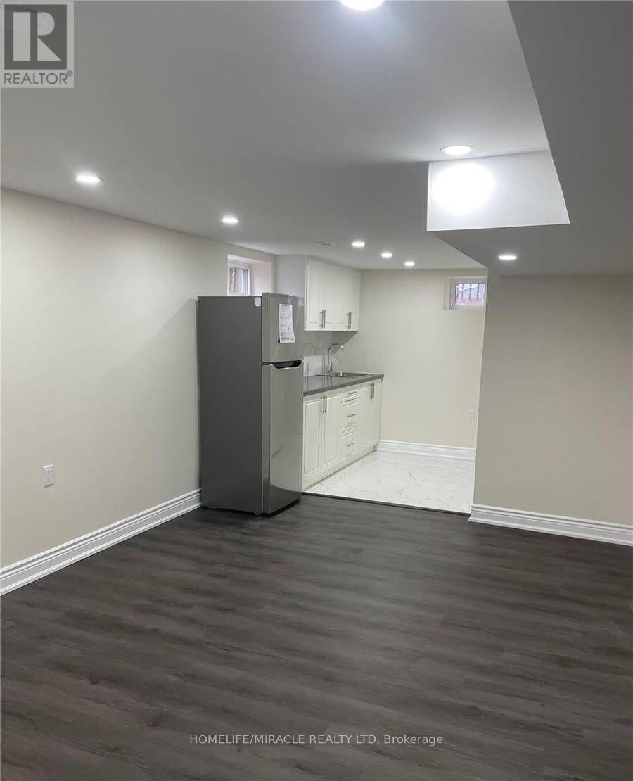 77 Guelph Street, Oshawa (Donevan), Ontario  L1H 1R8 - Photo 6 - E12630288