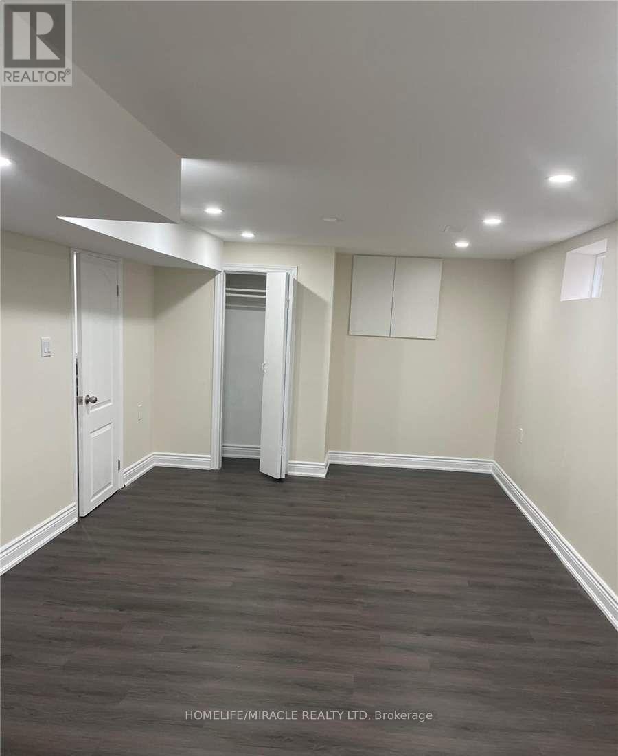 77 Guelph Street, Oshawa (Donevan), Ontario  L1H 1R8 - Photo 8 - E12630288