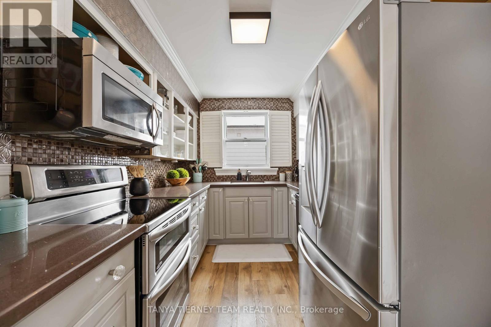 52 Glynn Road, Ajax, Ontario  L1S 2C3 - Photo 14 - E12630316