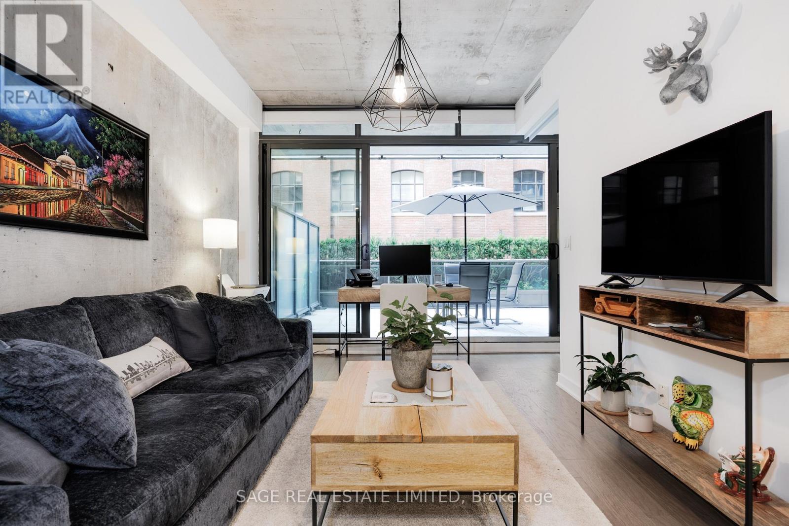 207 - 90 Broadview Avenue, Toronto, Ontario  M4M 0A7 - Photo 2 - E12630346