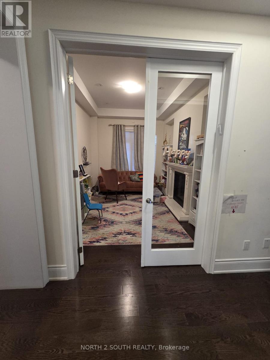 Upper - 34 Straw Cutter Gate, Vaughan, Ontario  L6A 4Y5 - Photo 4 - N12630186